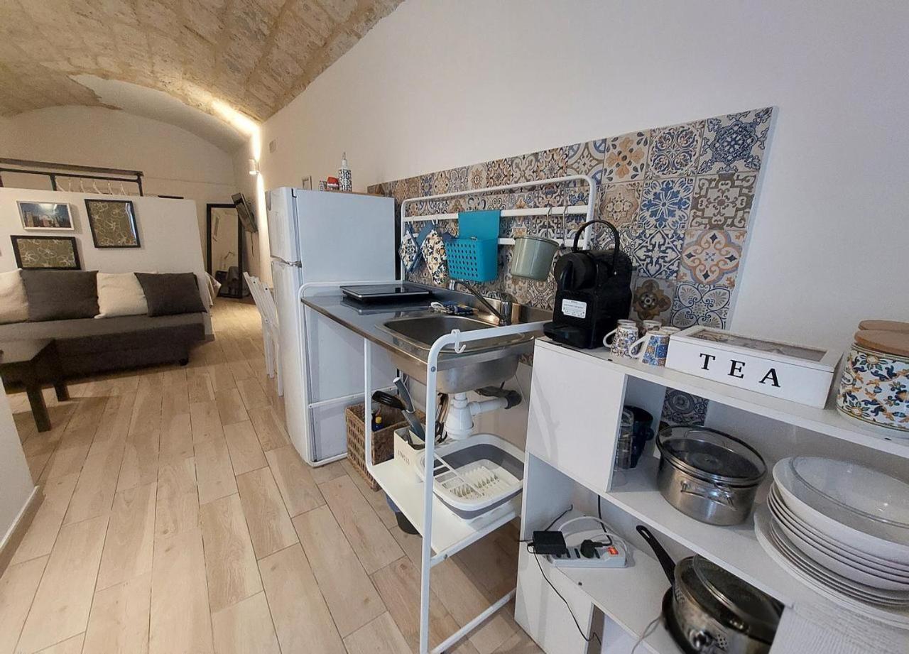 Bari Landlord 31- Old Town Apartment מראה חיצוני תמונה